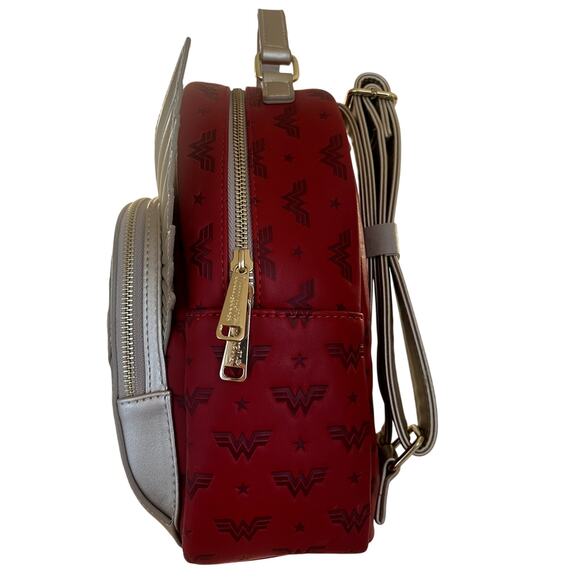 Loungefly DC Wonder Woman WW84 Mini Backpack - Exclusive - New! - Picture 4 of 9